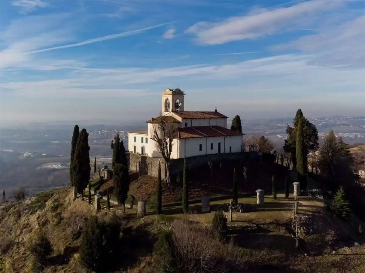 The Belvedere — Montevecchia: sanctuary and views, near La Corte del Passone