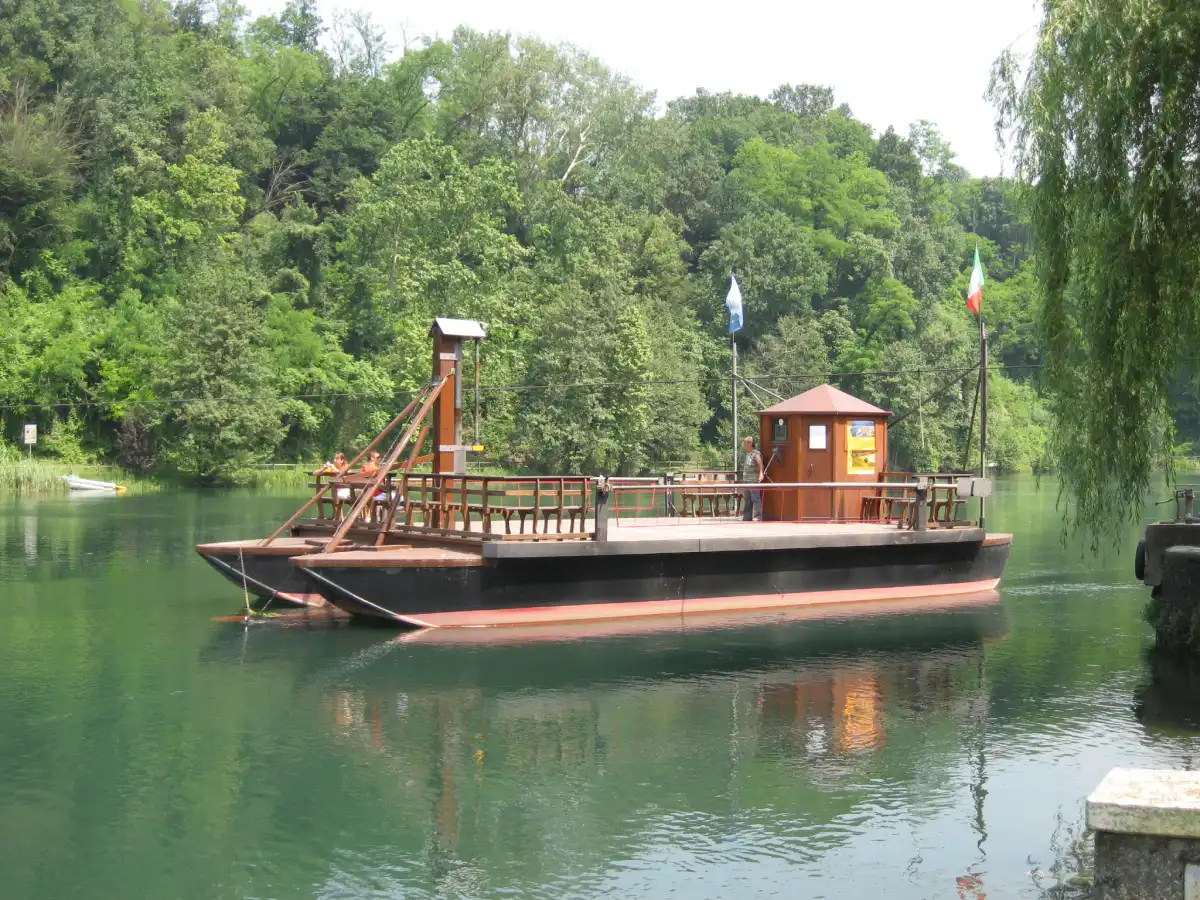 A genuine view of Leonardo's ferry at Imbersago